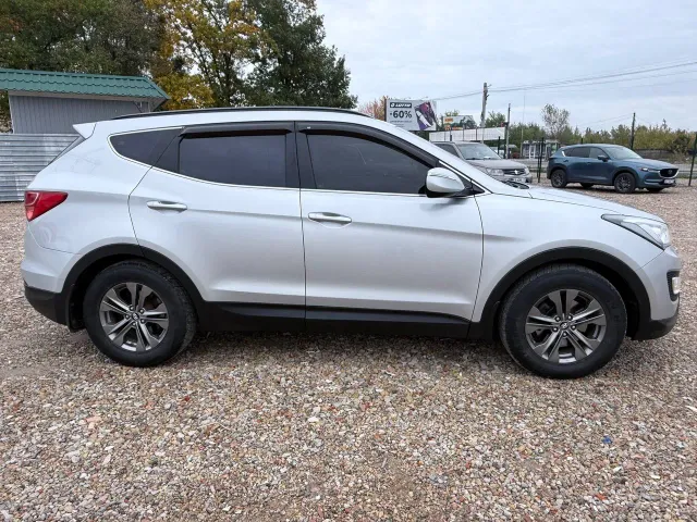 Hyundai Santa Fe - фото 4