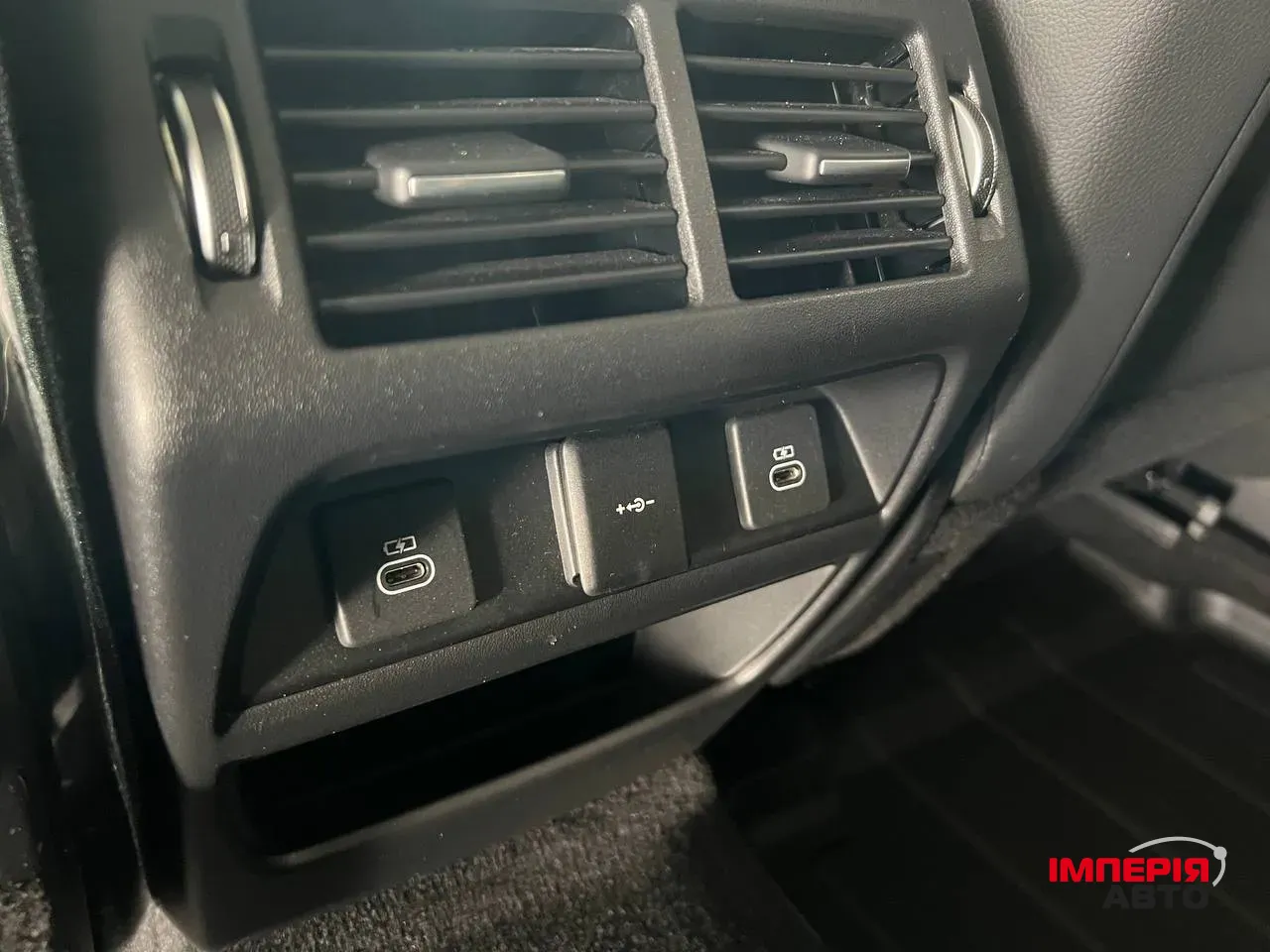 Land Rover Discovery Sport - фото 30