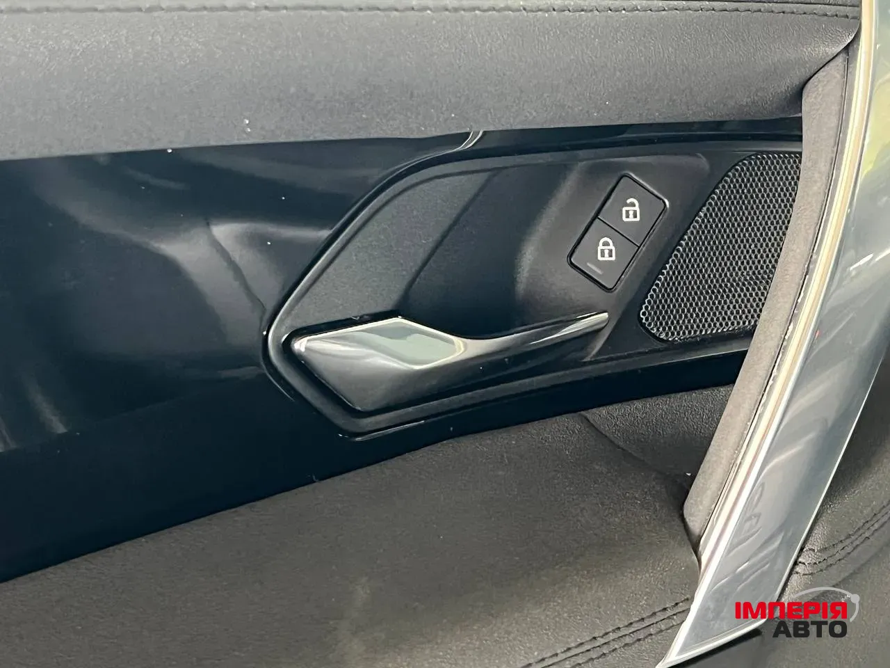 Land Rover Discovery Sport - фото 12