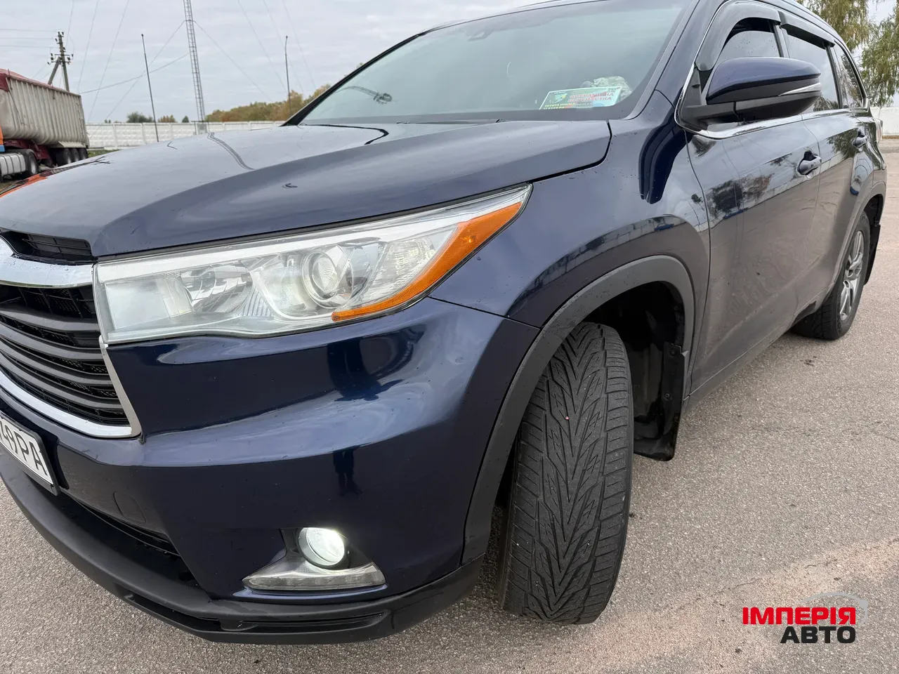 Toyota Highlander - фото 1