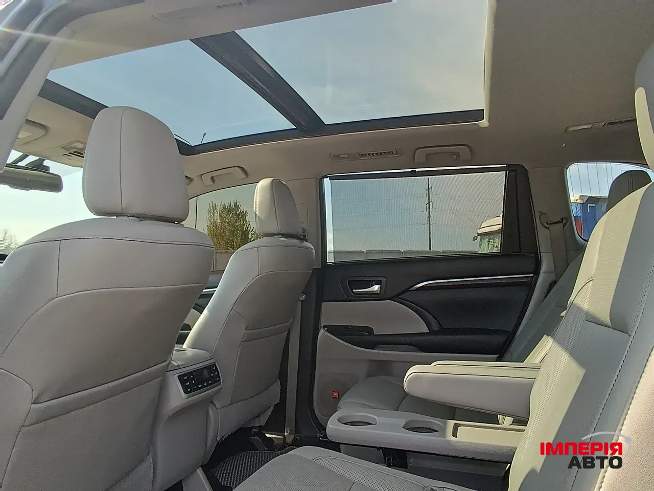 Toyota Highlander - фото 34