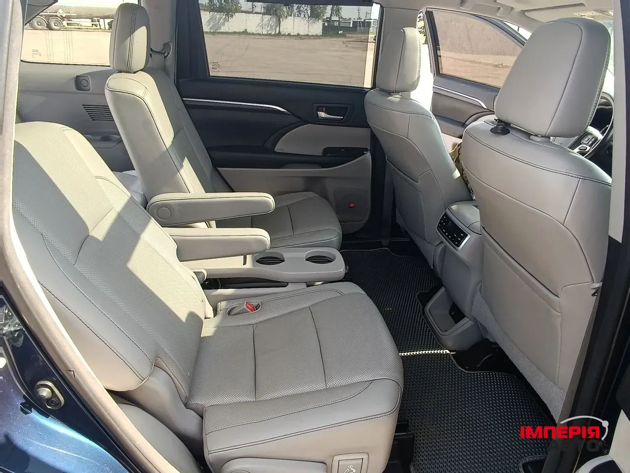 Toyota Highlander - фото 33