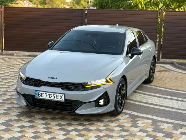 Kia K5 - фото 5