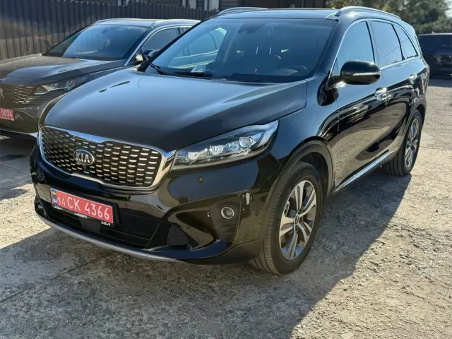 Kia Sorento - фото 1