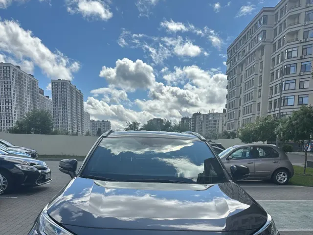 Toyota RAV4 - фото 2