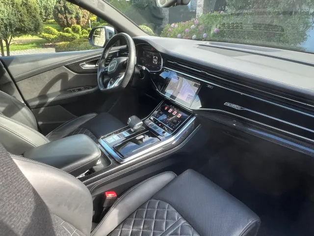 Audi SQ8 - фото 4