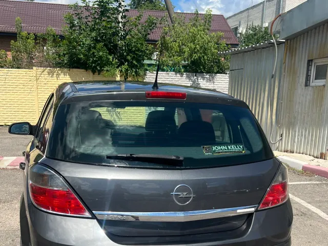 Opel Astra - фото 2