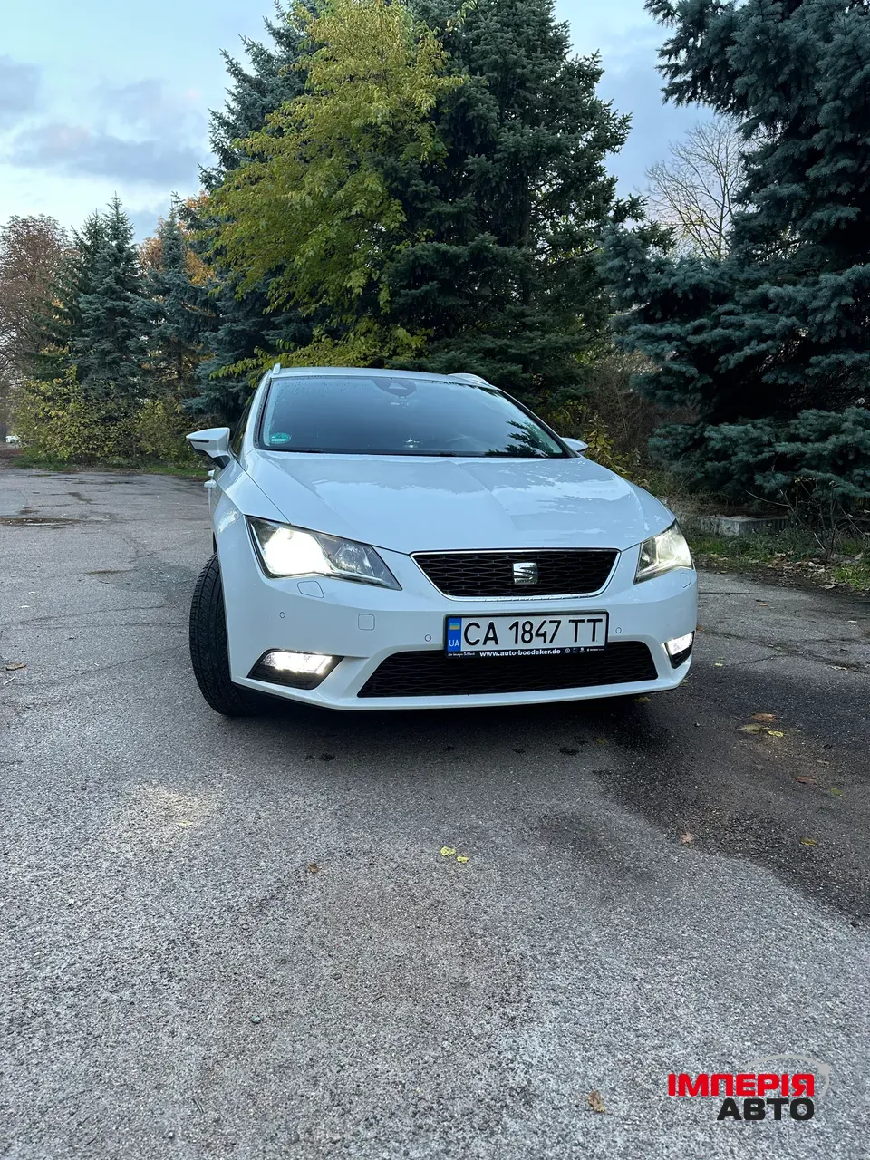 SEAT Leon - фото 1