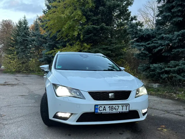 SEAT Leon - фото 1