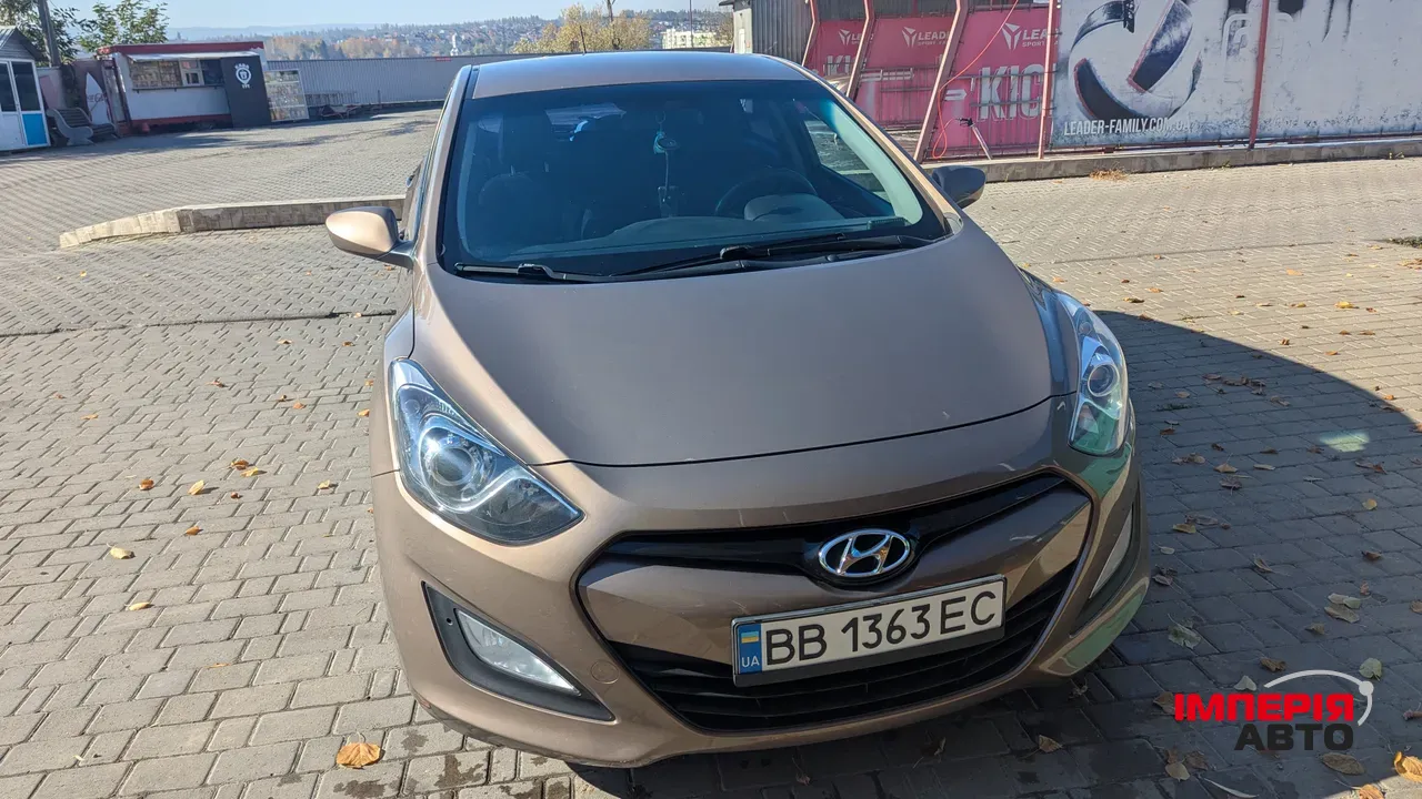 Hyundai i30 - фото 2