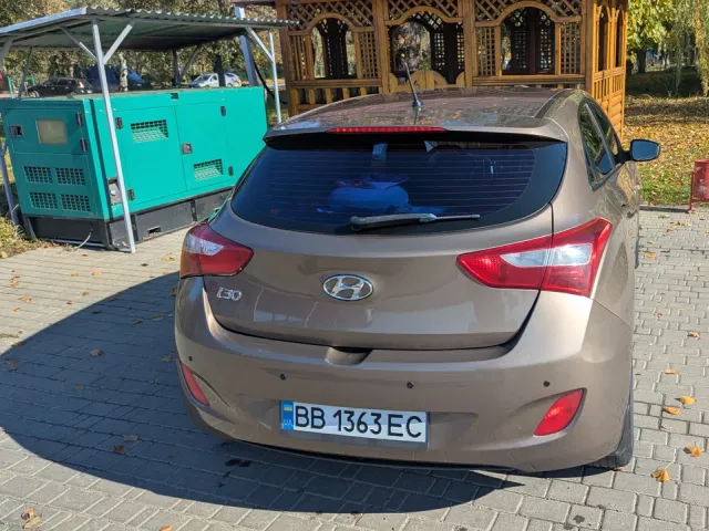 Hyundai i30 - фото 2