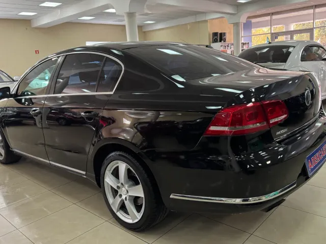 Volkswagen Passat - фото 5