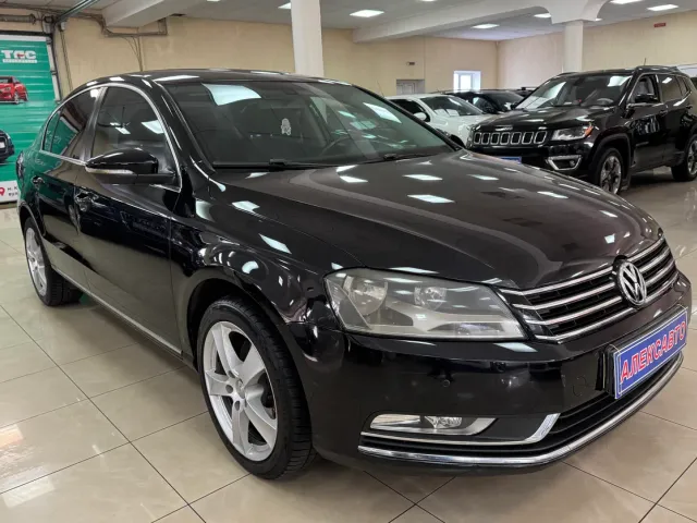 Volkswagen Passat - фото 3