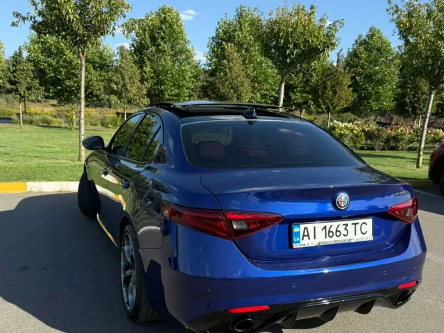 Alfa Romeo Giulia - фото 3