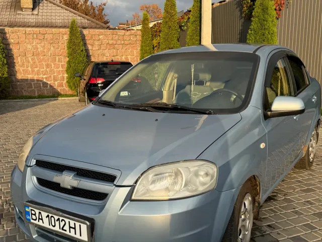 Chevrolet Aveo - фото 1