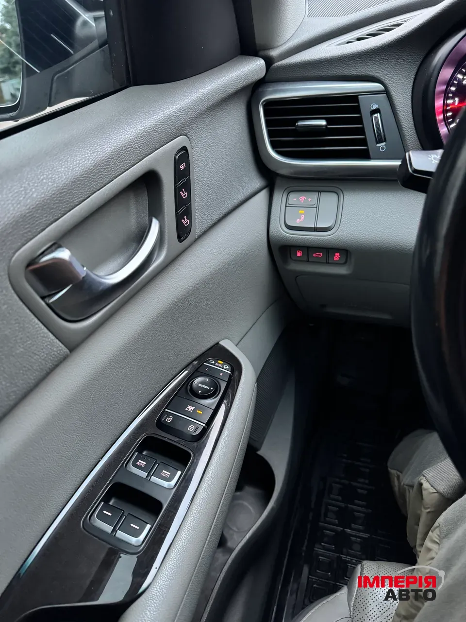 Kia Optima - фото 6