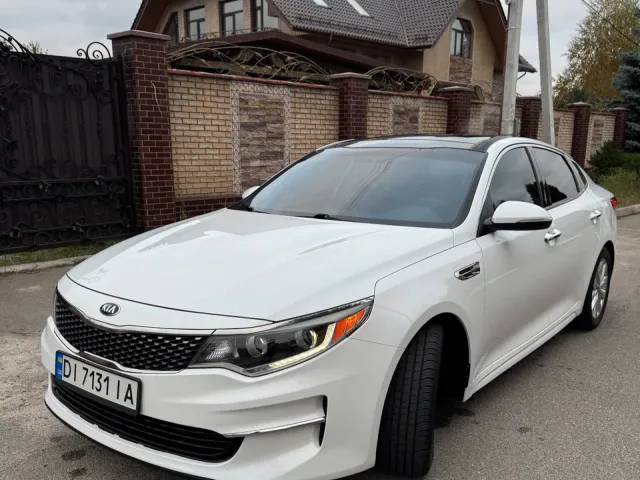 Kia Optima - фото 1