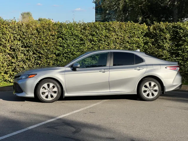Toyota Camry - фото 5