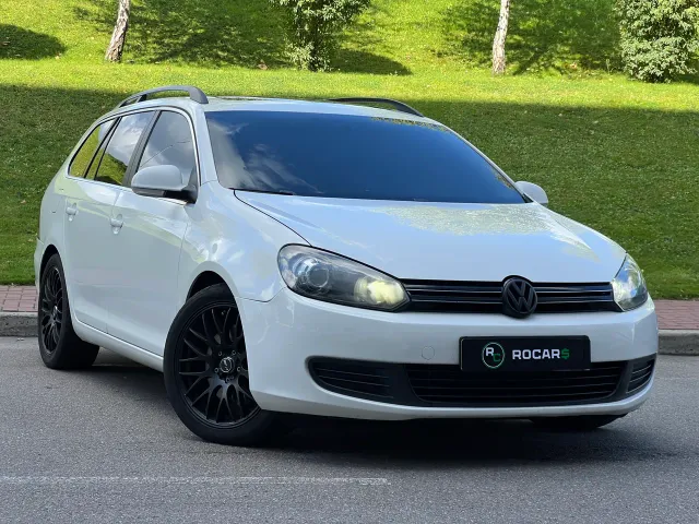 Volkswagen Jetta - фото 2