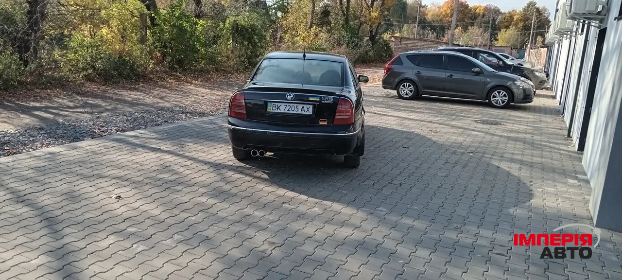 Skoda Superb - фото 4