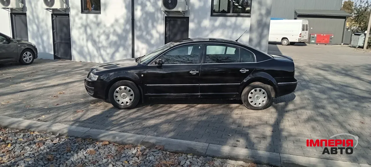 Skoda Superb - фото 1