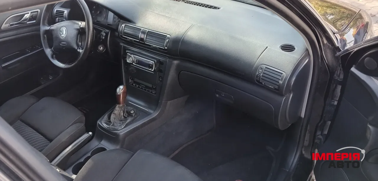 Skoda Superb - фото 6