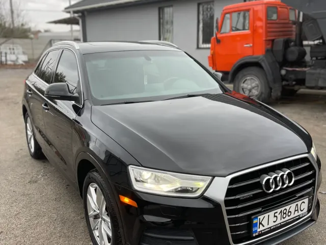 Audi Q3 - фото 5