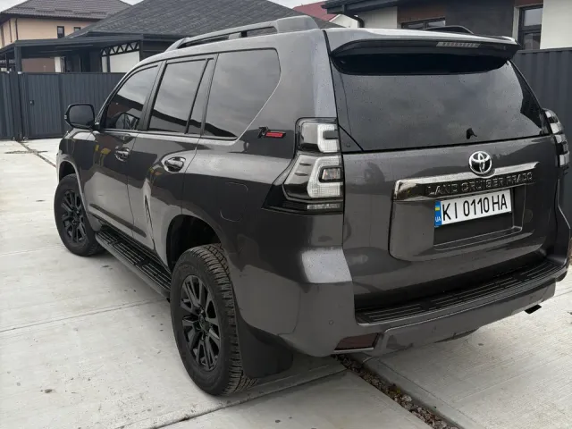 Toyota Land Cruiser Prado - фото 4