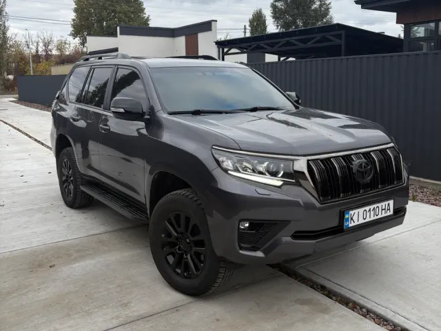 Toyota Land Cruiser Prado - фото 1