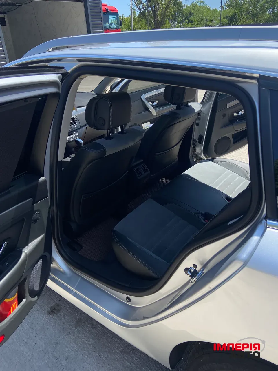 Renault Laguna - фото 10