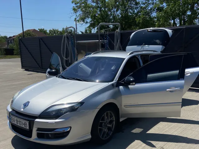 Renault Laguna - фото 3