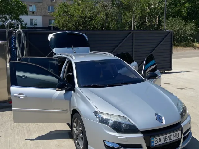Renault Laguna - фото 1