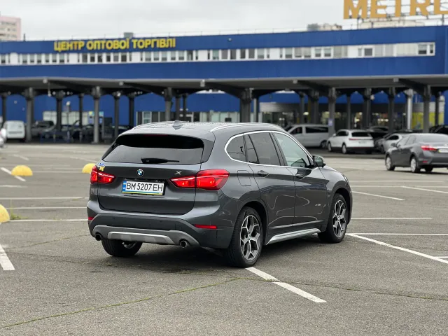 BMW X1 - фото 2