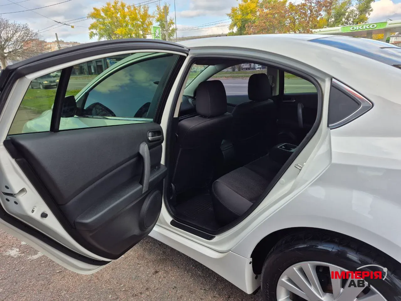 Mazda 6 - фото 9