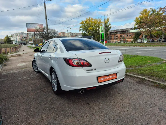 Mazda 6 - фото 5
