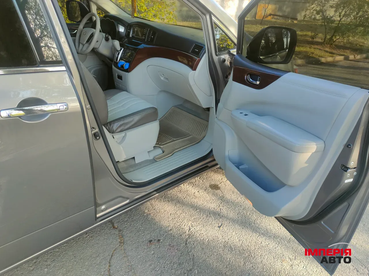 Nissan Quest - фото 13