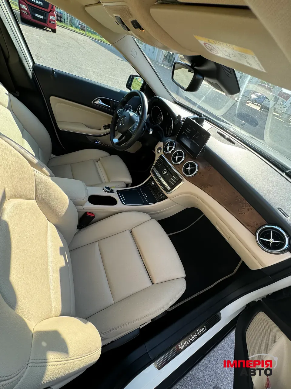 Mercedes-Benz GLA - фото 10