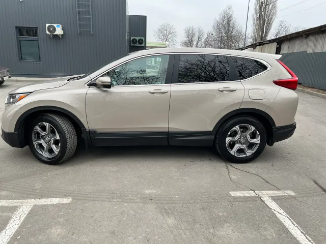 Honda CR-V - фото 1