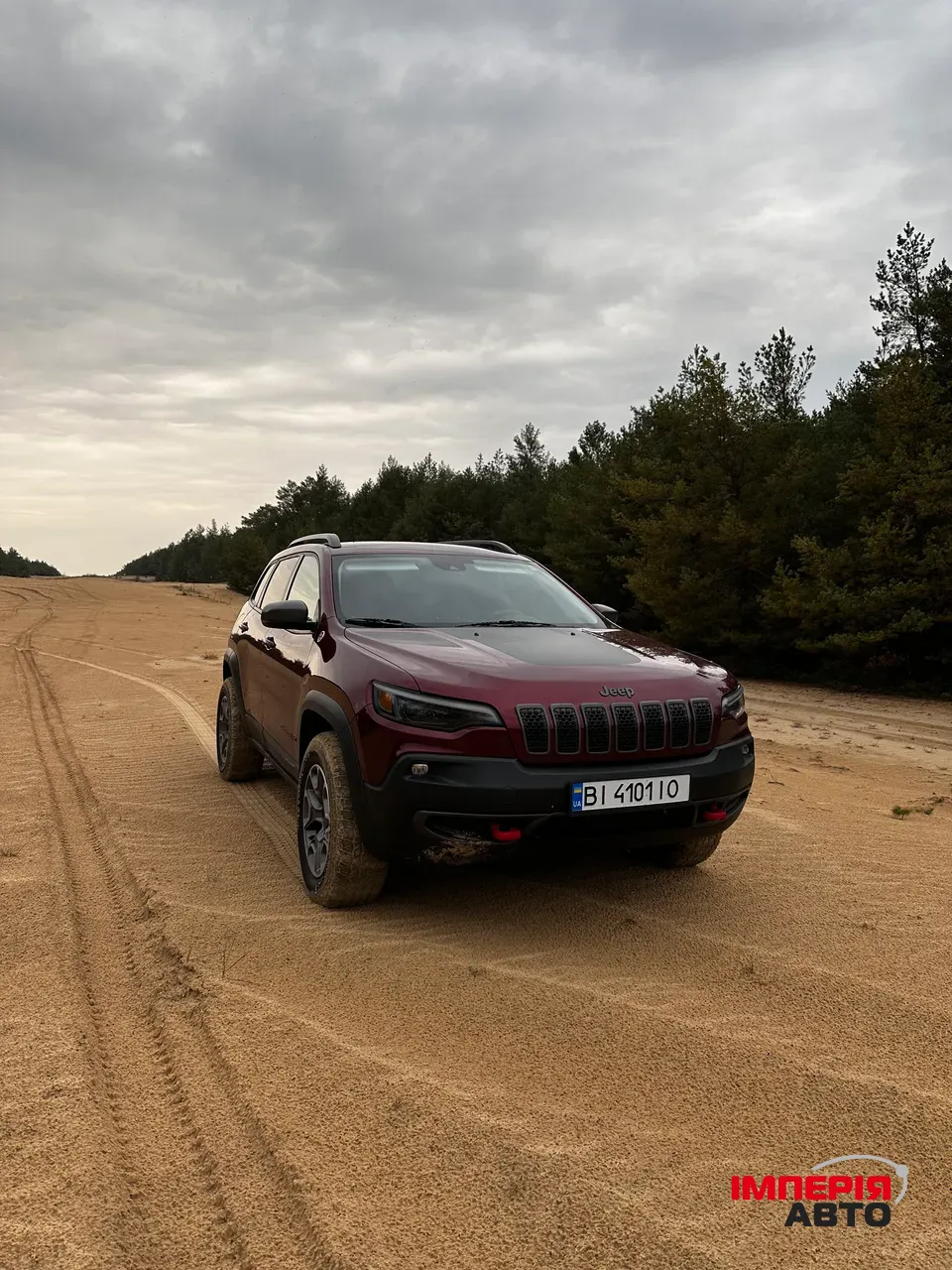 Jeep Cherokee - фото 3