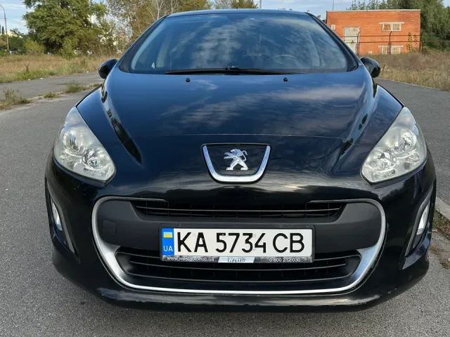 Peugeot 308 - фото 1