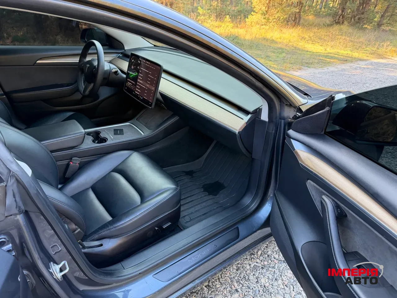 Tesla Model 3 - фото 7