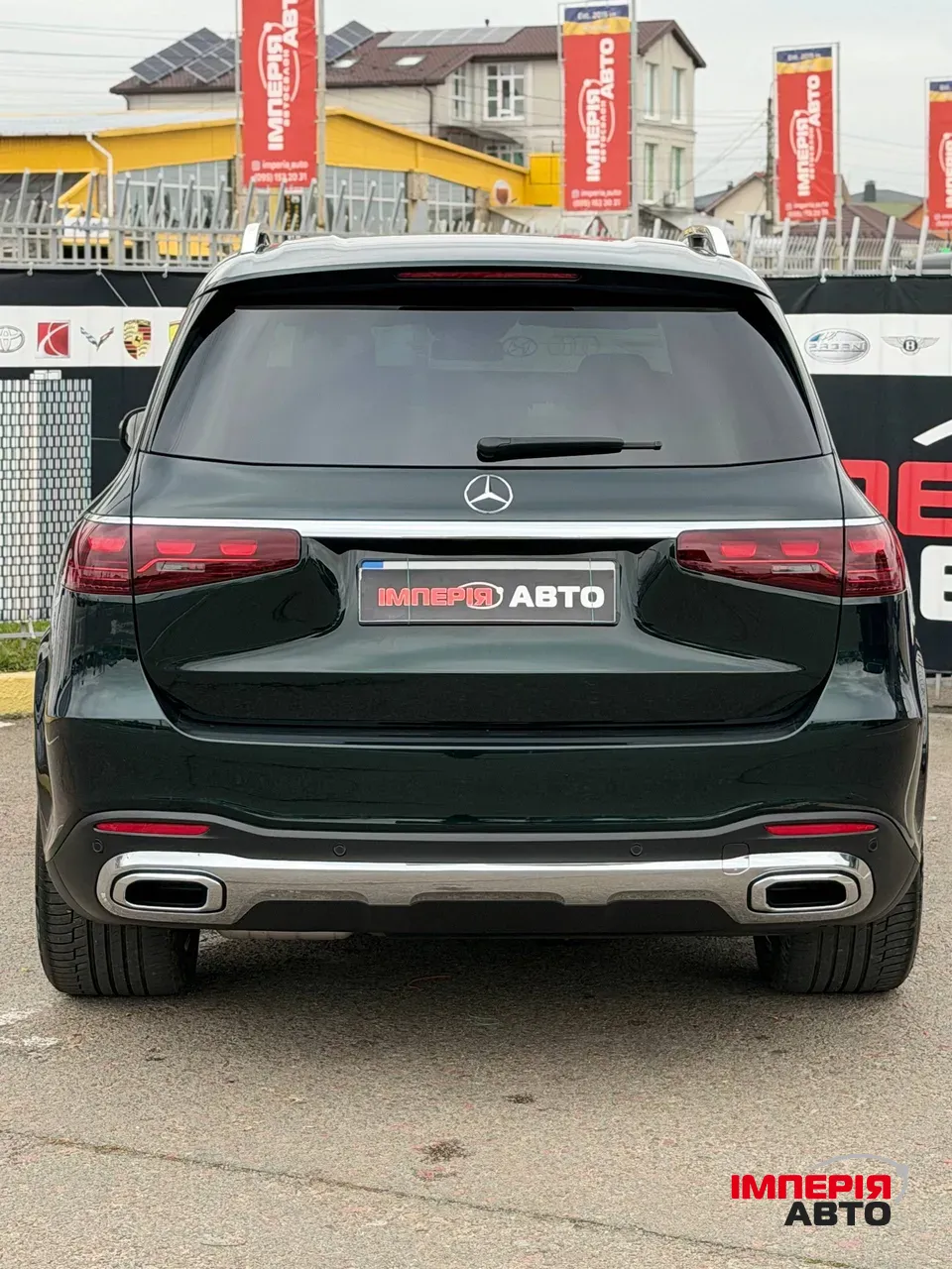 Mercedes-Benz GLS - фото 9