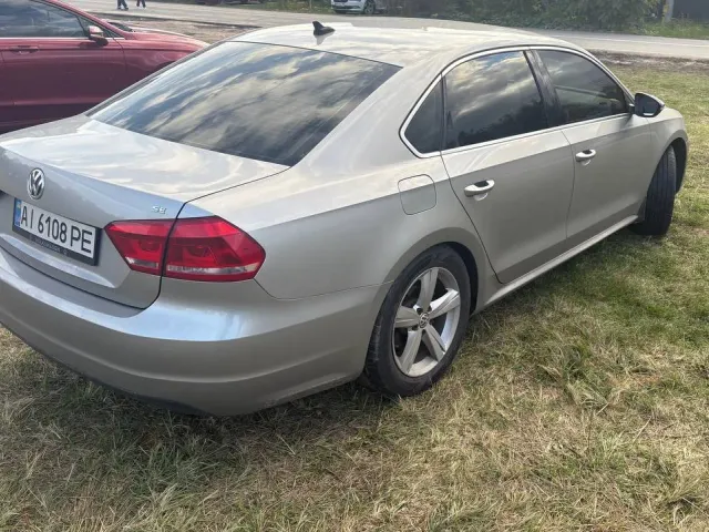 Volkswagen Passat - фото 5