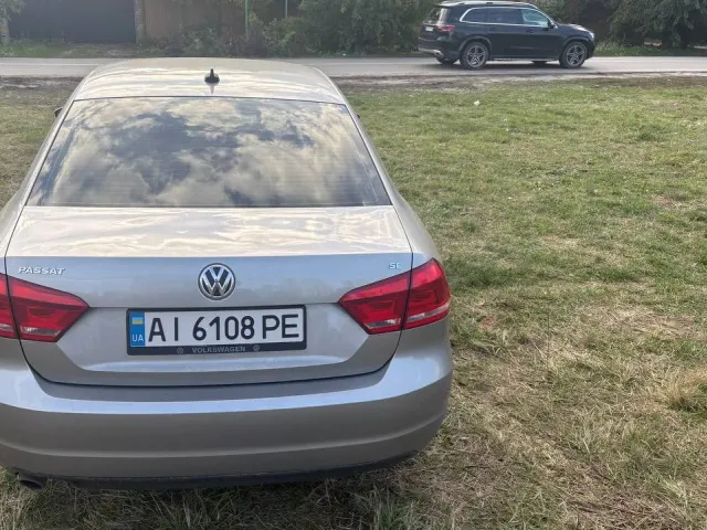 Volkswagen Passat - фото 4