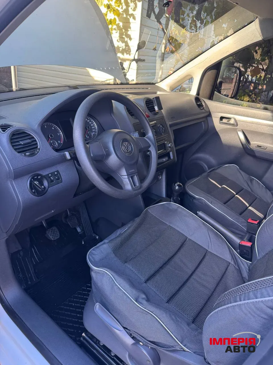 Volkswagen Caddy - фото 11