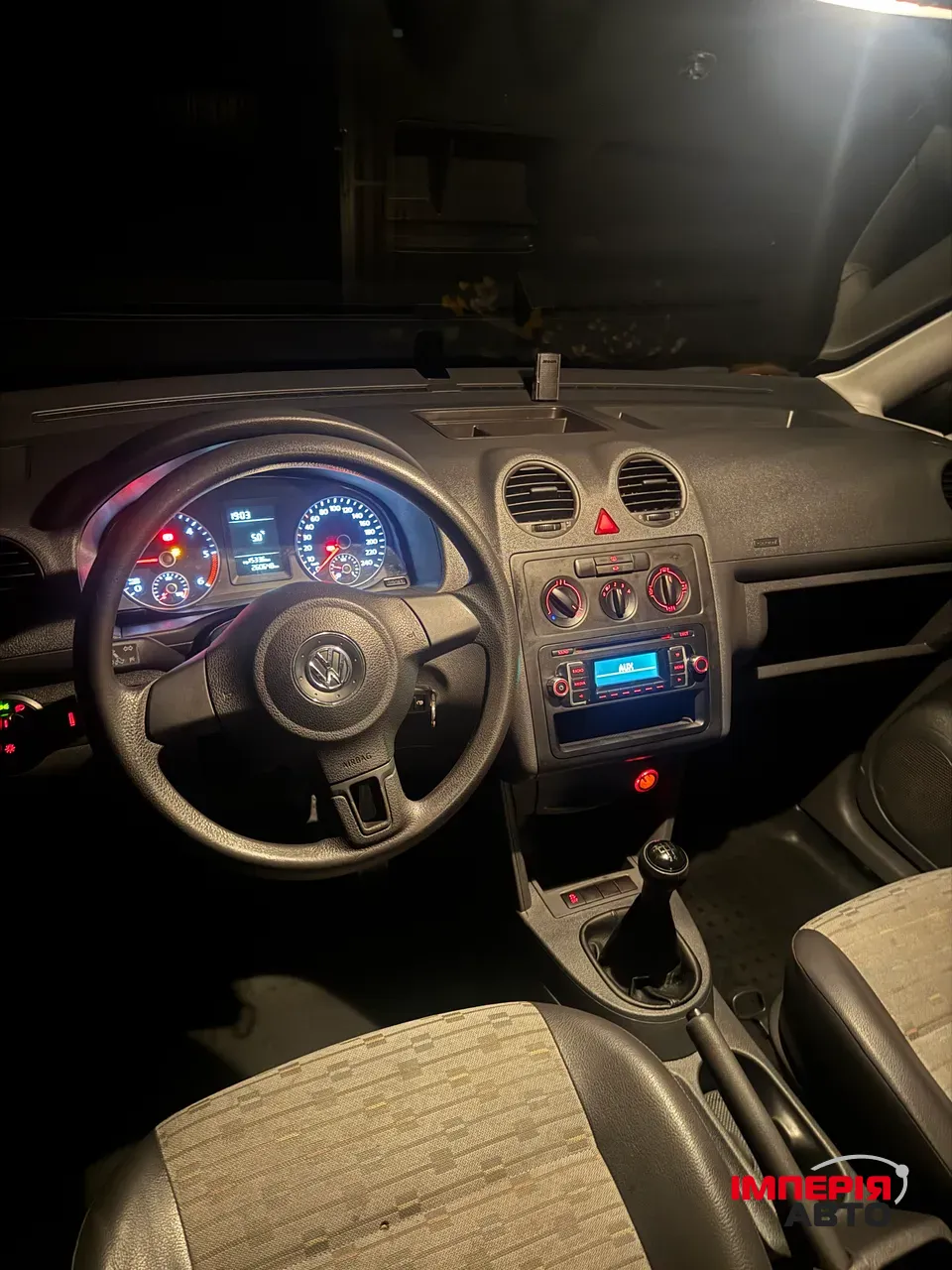 Volkswagen Caddy - фото 13