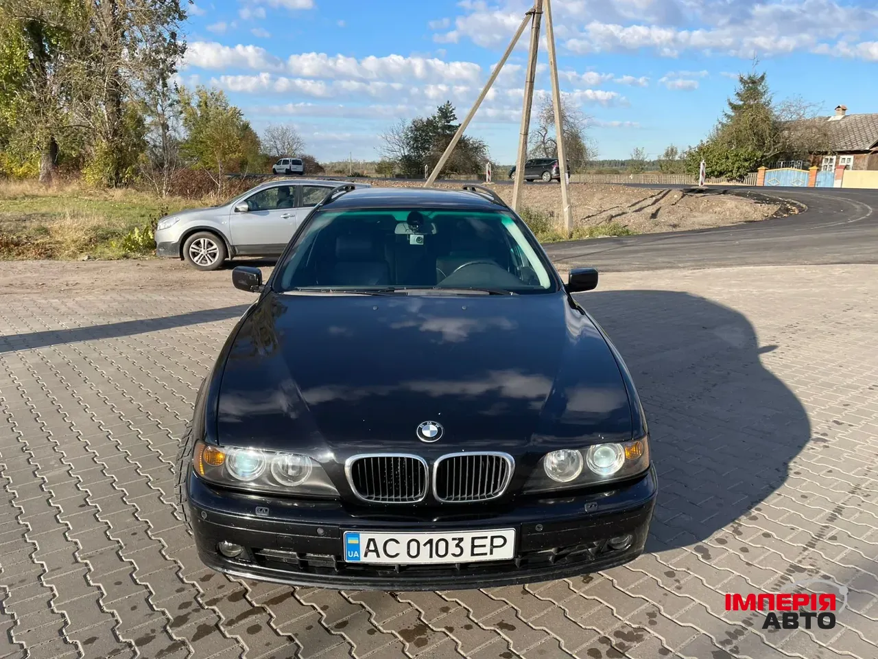 BMW 5 серії - фото 1