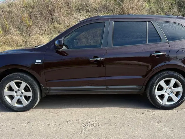 Hyundai Santa Fe - фото 4