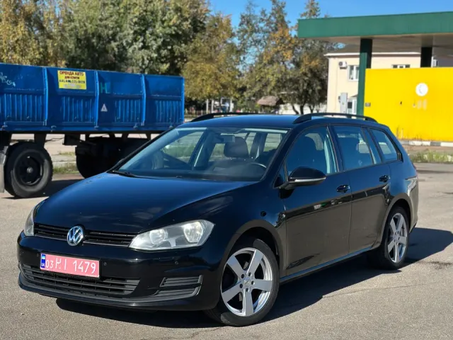 Volkswagen Golf - фото 4