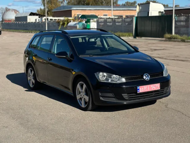Volkswagen Golf - фото 2